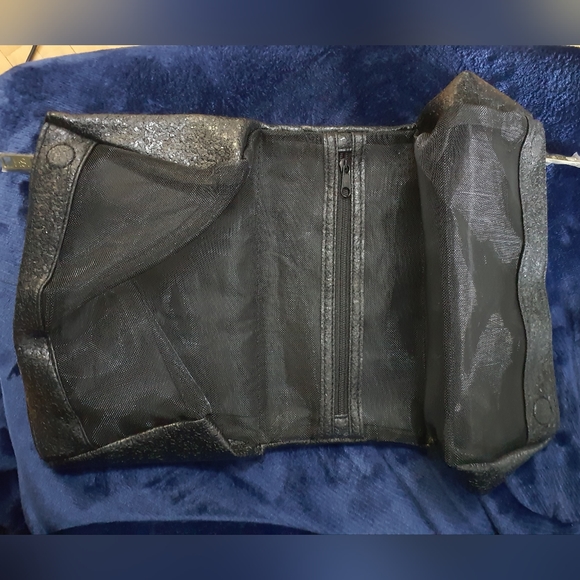 ISH Black Makeup Bag - Picture 3 of 3